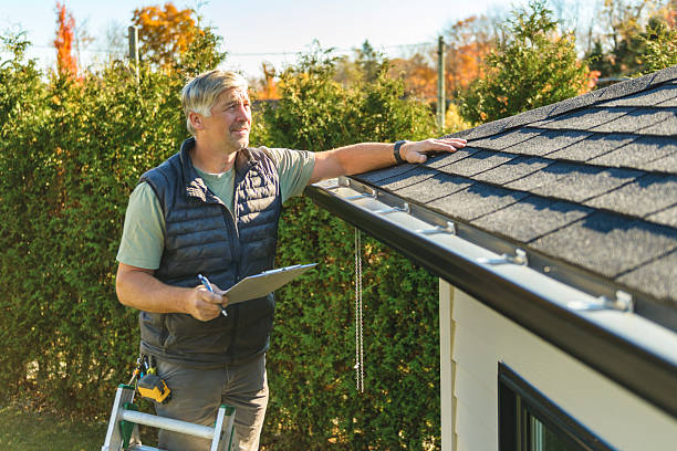 Professional Emergency Roof Repair technician working in Central Point, OR